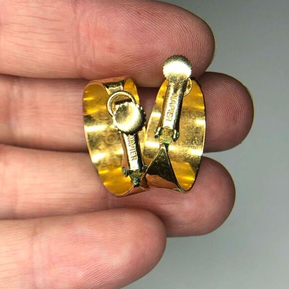 926 Napier Vintage Gold tone Clip-on hammered hoop earrings - Picture 2 of 2